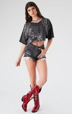 FURST OF A KIND VINTAGE PIN AND CHAIN CROPPED TEE VINTAGE CHAINS