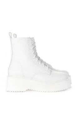 STEVE MADDEN TWISTER BOOT 9 STEVE MADDEN TWISTER BOOT