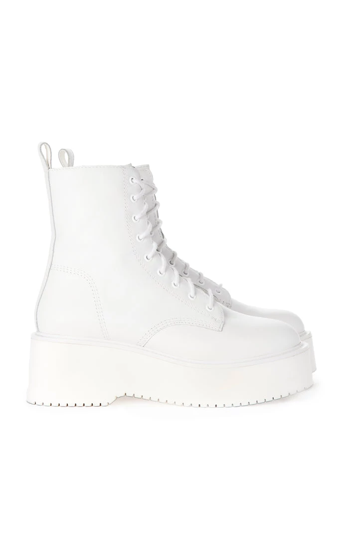 STEVE MADDEN TWISTER BOOT 6 STEVE MADDEN TWISTER BOOT