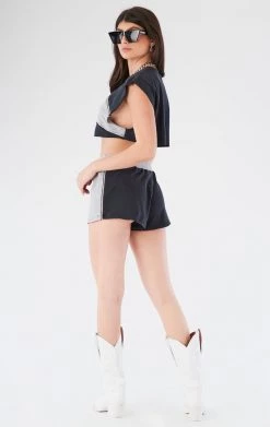 FURST OF A KIND VINTAGE DRINKS VINTAGE MIXED MEDIA TOP AND SHORT SET 9 FURST OF A KIND VINTAGE DRINKS VINTAGE MIXED MEDIA TOP AND SHORT SET