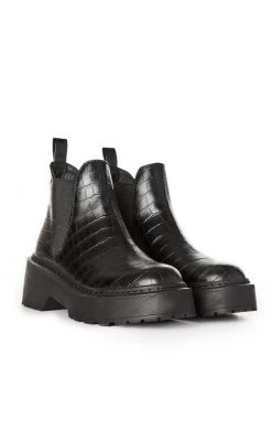 STEVE MADDEN SHADOW CROCODILE CHELSEA BOOT SALE