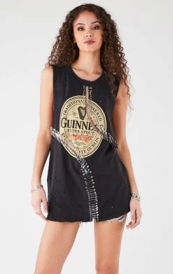 FURST OF A KIND VINTAGE CURVED SAFETY PIN SLEEVELESS TEE VINTAGE PINS