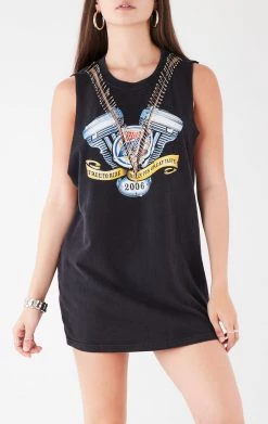FURST OF A KIND VINTAGE V SAFETY PIN SLEEVELESS TEE