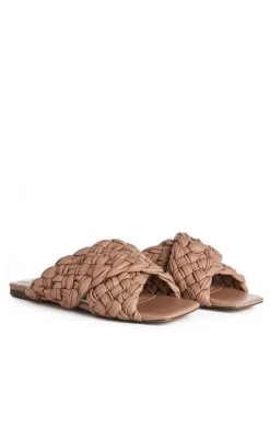 STEVE MADDEN MARINA SANDAL SALE