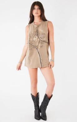 FURST OF A KIND VINTAGE CURVED SAFETY PIN SLEEVELESS TEE