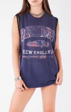 FURST OF A KIND VINTAGE CHAIN TRIM SLEEVELESS TEE VINTAGE CHAINS