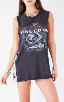 FURST OF A KIND VINTAGE CHAIN SIDE SLEEVELESS TEE