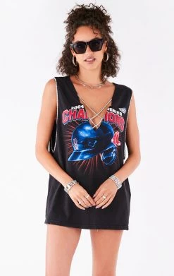 FURST OF A KIND VINTAGE CRISS CROSS RHINESTONE SLEEVELESS TEE VINTAGE SPORTS