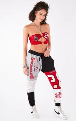 FURST OF A KIND VINTAGE JERSEY CUT OUT CHAIN HALTER TOP VINTAGE CHAINS 8 FURST OF A KIND VINTAGE JERSEY CUT OUT CHAIN HALTER TOP VINTAGE CHAINS