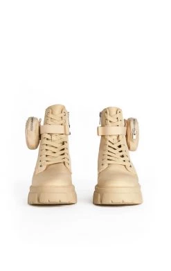 SALE STEVE MADDEN THORA-P BOOT