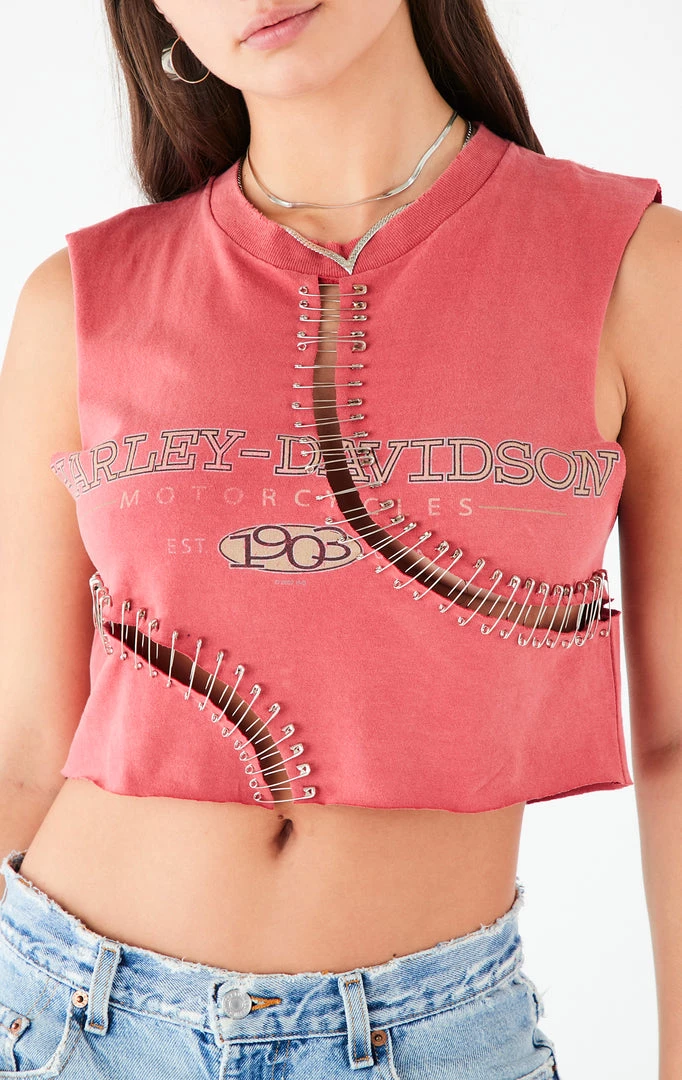 FURST OF A KIND VINTAGE CURVED SAFETY PIN CROPPED SLEEVELESS TEE VINTAGE PINS 4 FURST OF A KIND VINTAGE CURVED SAFETY PIN CROPPED SLEEVELESS TEE VINTAGE PINS