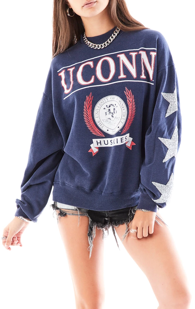 FURST OF A KIND VINTAGE SILVER STAR PATCH SWEATSHIRT VINTAGE COLLEGE 4 FURST OF A KIND VINTAGE SILVER STAR PATCH SWEATSHIRT VINTAGE COLLEGE