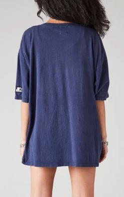 FURST OF A KIND VINTAGE RHINESTONE STAR OUTLINE TEE