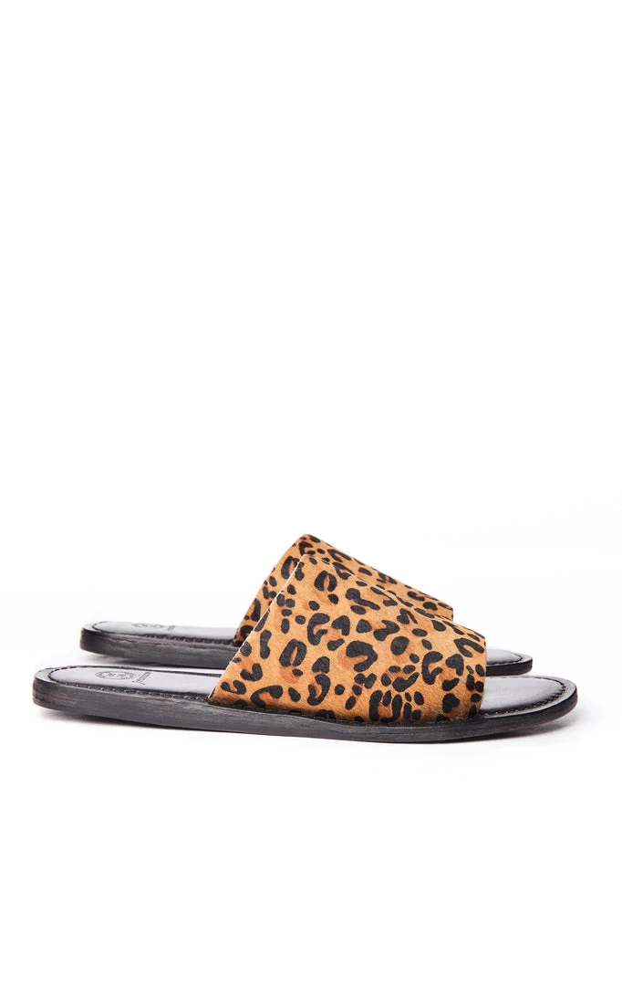 NYLA LAGUNA LEOPARD PRINT SLIDE 4 NYLA LAGUNA LEOPARD PRINT SLIDE